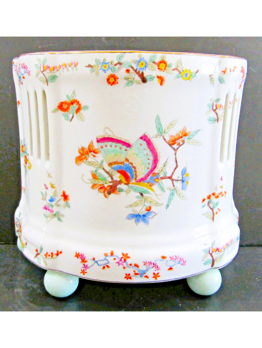 United Wilson Porcelain Factory Classic Chinoiserie Hand-Painted Ceramic Planter